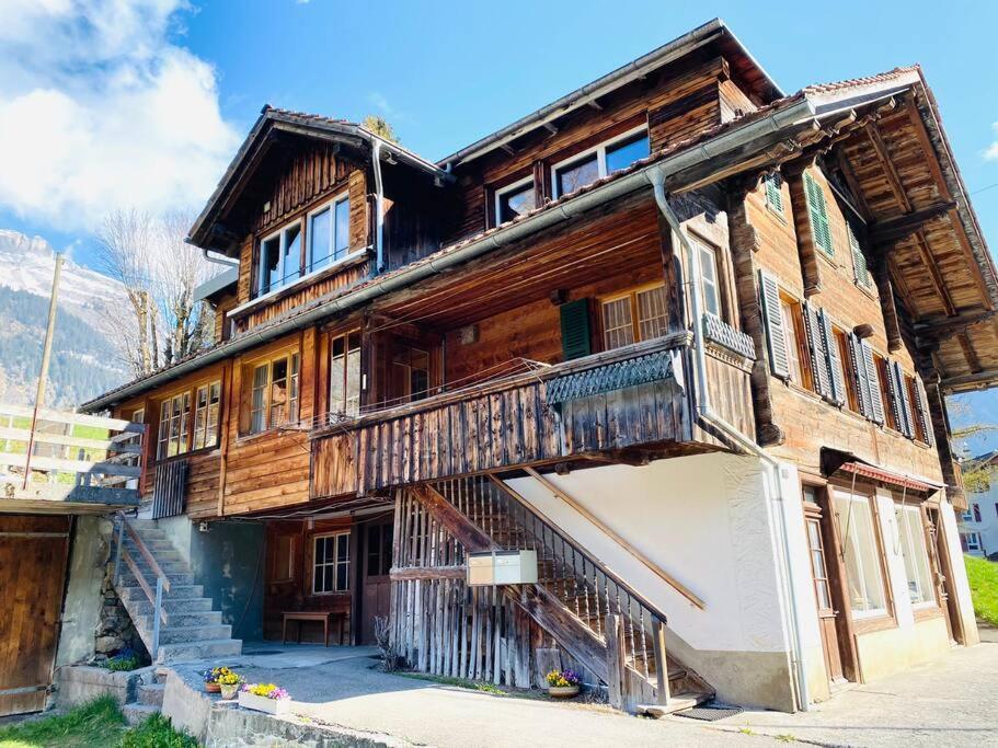 Cozy Apartment In Vintage House In Кандерстег Екстериор снимка